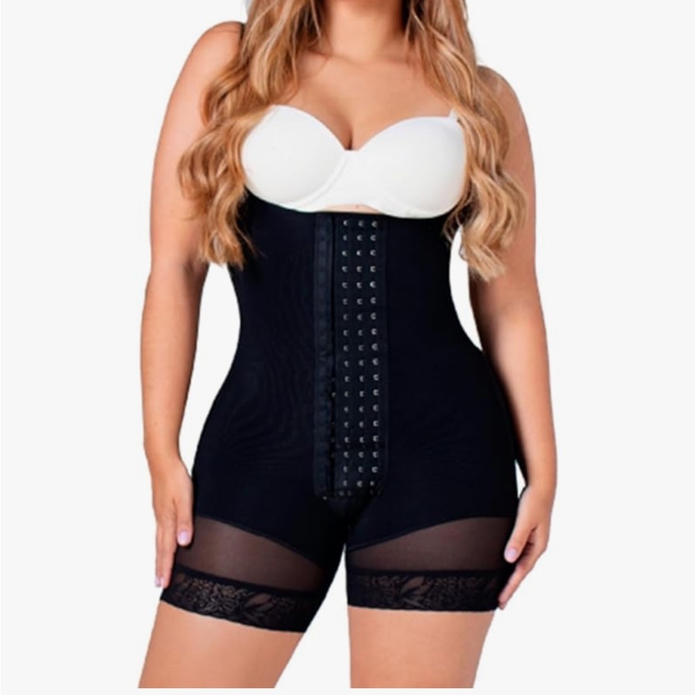 Faja compression bodysuit